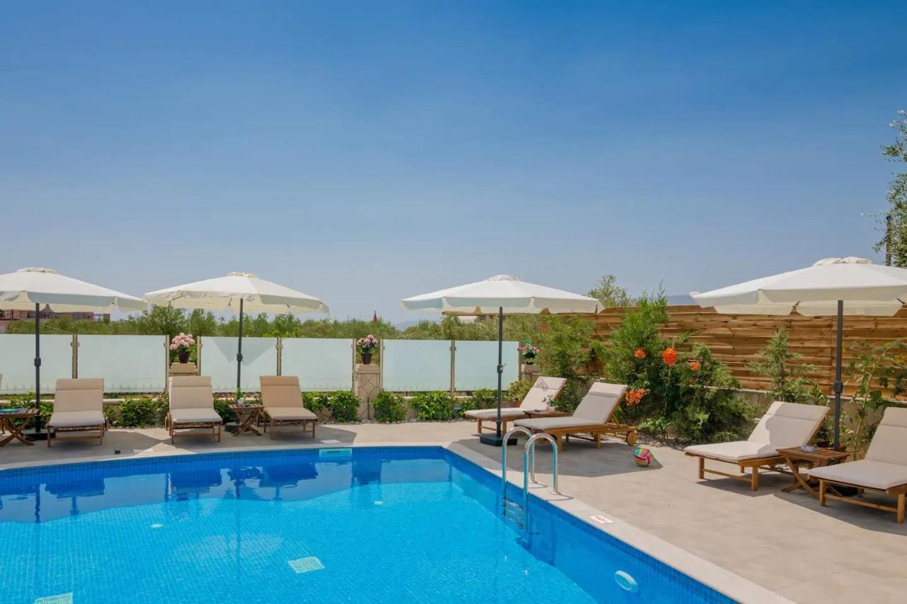 Villa Bella Sole Kalipádhon Екстериор снимка