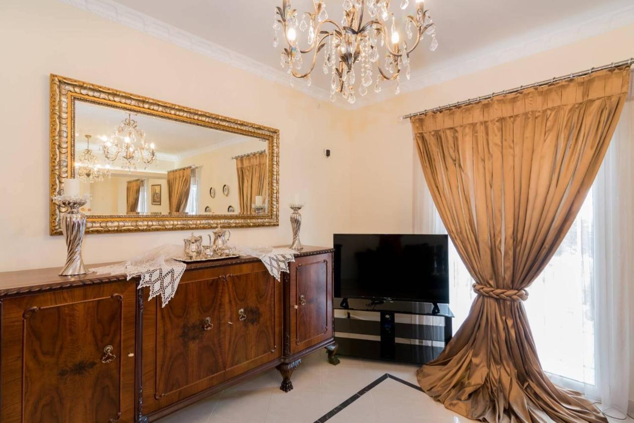 Villa Bella Sole Kalipádhon Екстериор снимка