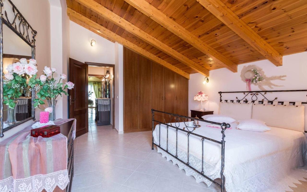 Villa Bella Sole Kalipádhon Екстериор снимка